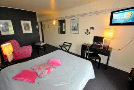 Hotel La Chaum'Yerres Chaumes-en-Brie Exterior foto